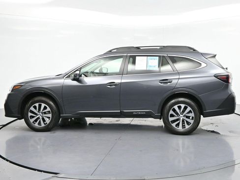 Used 2022 Subaru Outback Premium AWD/4WD image 4