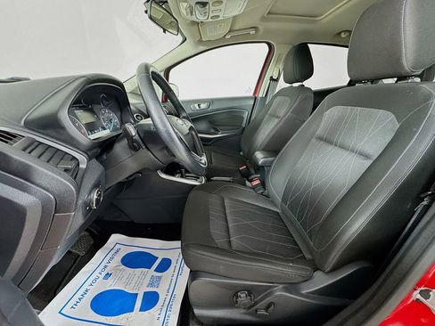 Used 2020 Ford EcoSport SE w/ SE Convenience Package image 26