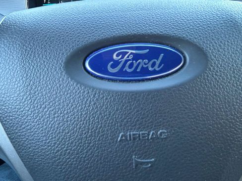 Used 2017 Ford Taurus SEL AWD/4WD image 20