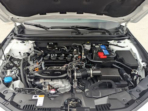 Used 2025 Honda Accord SE image 32