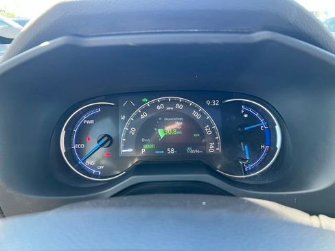 Used 2019 Toyota RAV4 XSE w/ XSE Weather Package AWD/4WD image 30