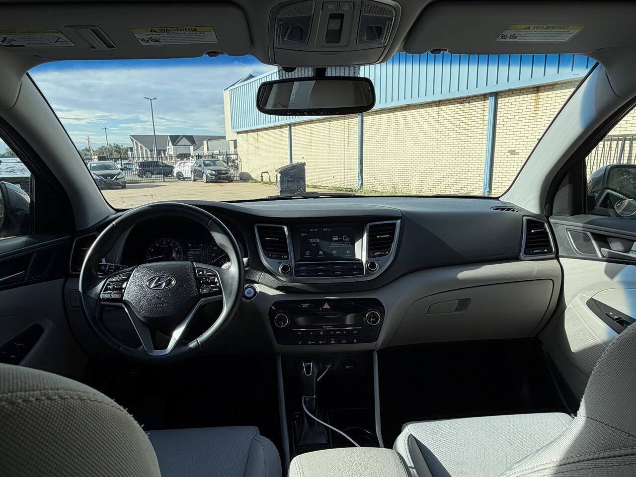 Used 2018 Hyundai Tucson Value w/ Cargo Package FWD image 39
