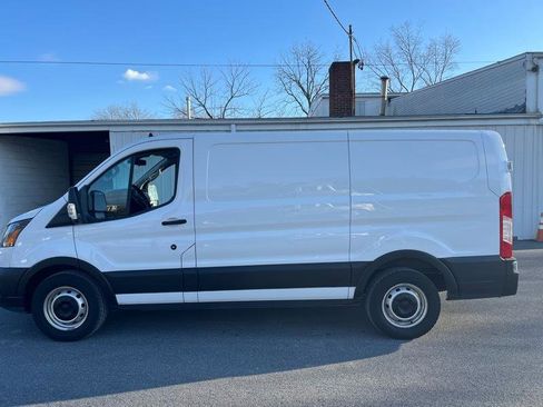 Used 2021 Ford Transit 150 Low Roof RWD image 3
