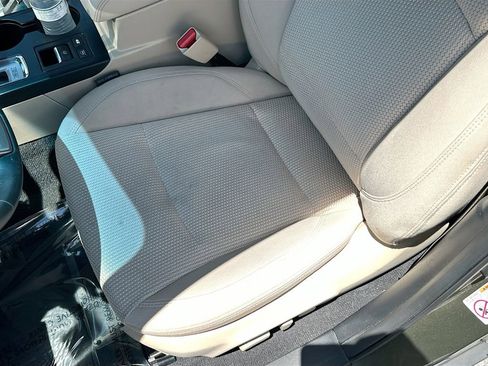 Used 2018 Subaru Outback 2.5i Premium AWD/4WD image 19