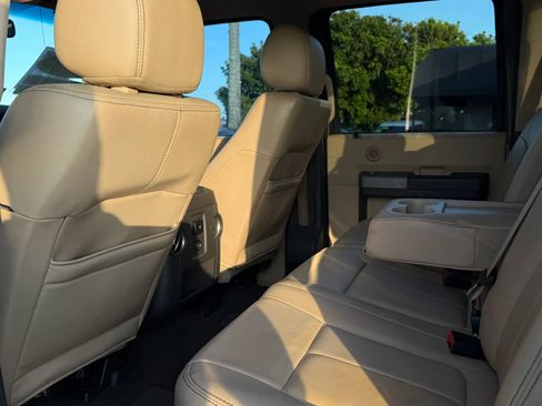 Used 2016 Ford F250 Lariat w/ Lariat Ultimate Package AWD/4WD image 12