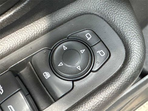 Used 2018 GMC Terrain SLE image 24