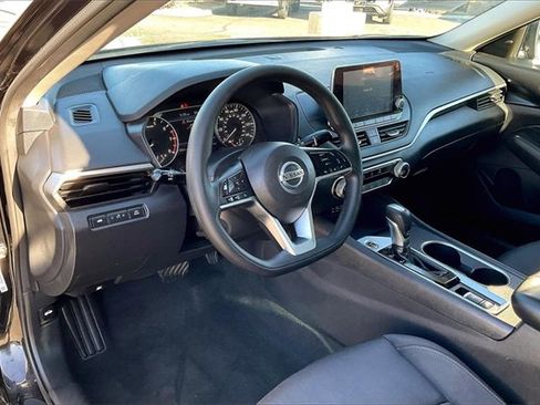 Certified 2022 Nissan Altima 2.5 SV image 14