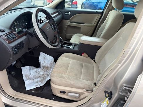 Used 2008 Ford Taurus SEL FWD image 11