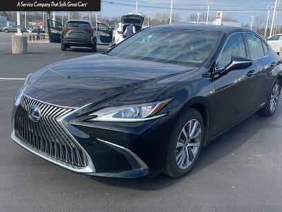 Used 2021 Lexus ES 300h w/ Premium Package