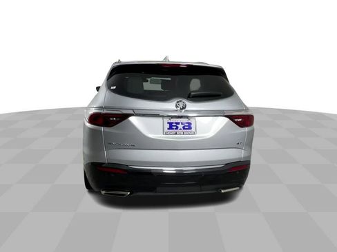 Used 2022 Buick Enclave Essence w/ Sport Touring Edition image 7