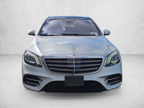 Used 2018 Mercedes-Benz S 560 4MATIC Sedan image 2