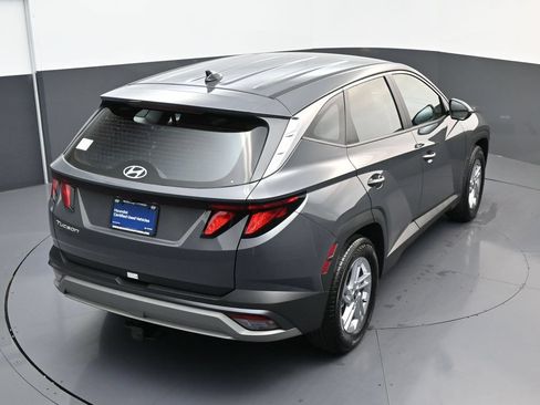 Used 2026 Hyundai Tucson SE FWD image 16