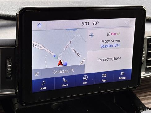 Used 2021 Ford Explorer Limited w/ Equipment Group 301A AWD/4WD image 14