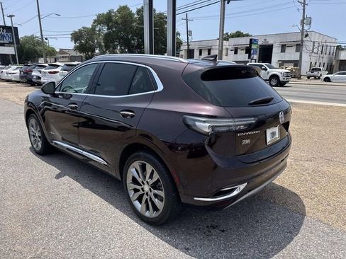 Used 2021 Buick Envision Avenir w/ Technology Package II FWD image 9