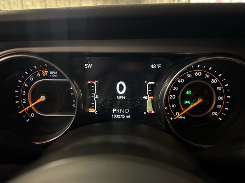 Used 2018 Jeep Wrangler Unlimited Sport S image 24