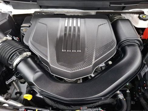 Used 2025 GMC Acadia Elevation image 36