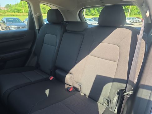Used 2024 Honda CR-V LX image 18