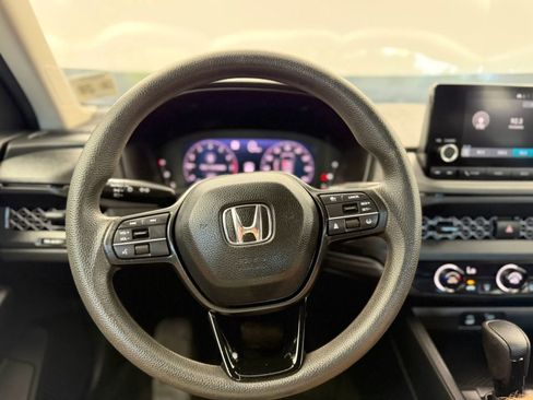 Used 2023 Honda Accord LX image 26