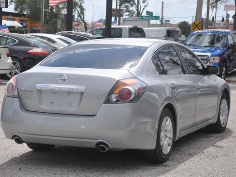 Used 2012 Nissan Altima 2.5 FWD image 13