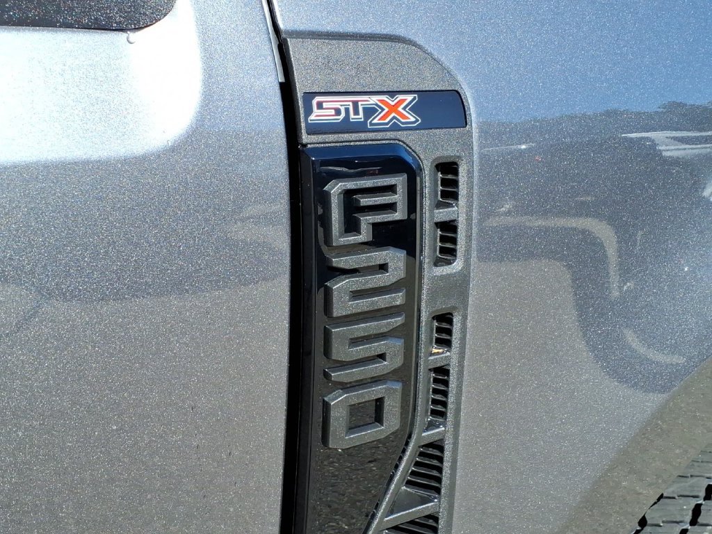 New 2027 Ford F250 XL w/ STX Appearance Package AWD/4WD image 12