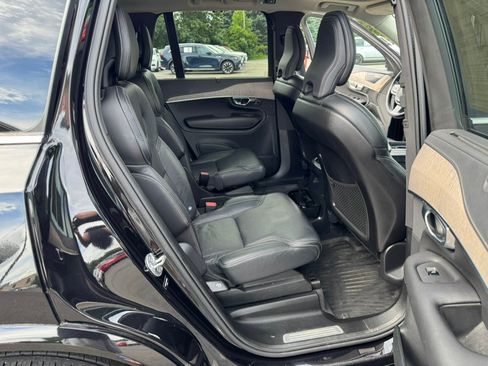 Used 2022 Volvo XC90 T8 Inscription w/ Advanced Package AWD/4WD image 16