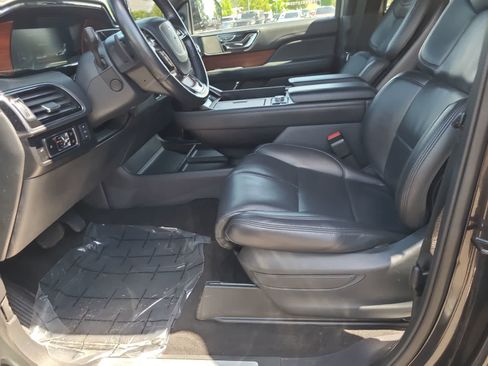 Used 2024 Lincoln Navigator L 4WD image 19