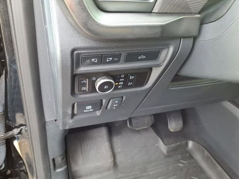 Used 2023 Ford F150 Platinum w/ Equipment Group 701A High image 25