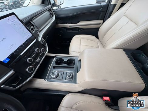 Used 2024 Ford Expedition Max XLT image 22