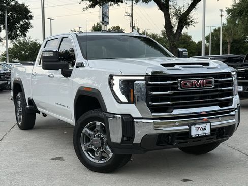 Used 2025 GMC Sierra 2500 SLT AWD/4WD image 2