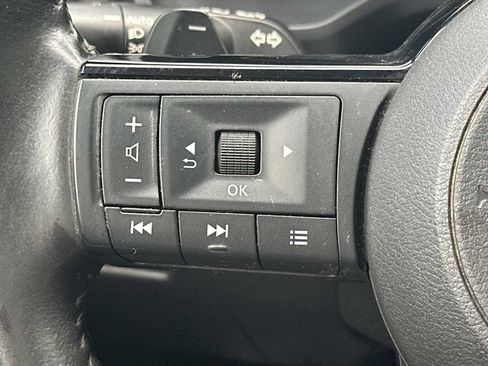 Used 2023 Nissan Rogue SV w/ SV Premium B Package AWD/4WD image 26