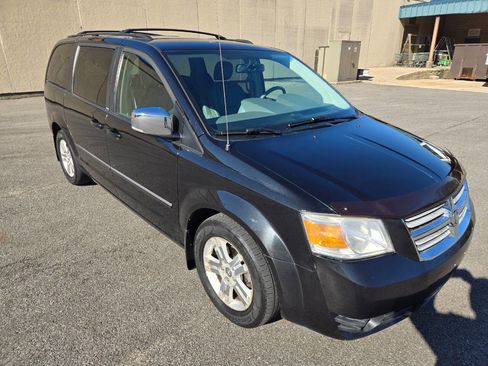 Used 2008 Dodge Grand Caravan SXT image 14