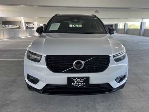 Used 2021 Volvo XC40 T5 R-Design w/ Advanced Package AWD/4WD image 25