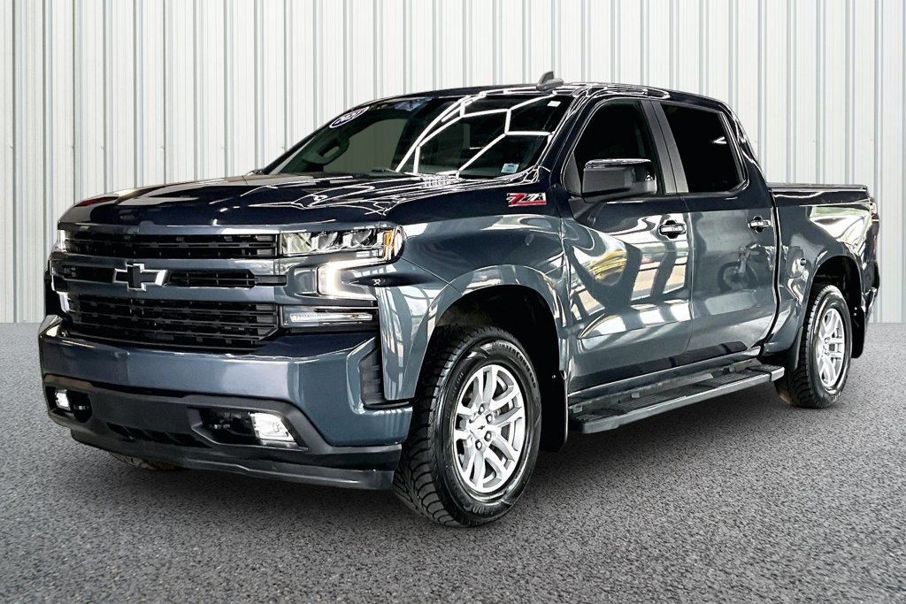 Used 2021 Chevrolet Silverado 1500 RST w/ Convenience Package II AWD/4WD image 3