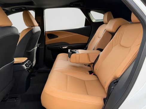 Certified 2025 Lexus RX 350 Premium w/ Convenience Package image 10