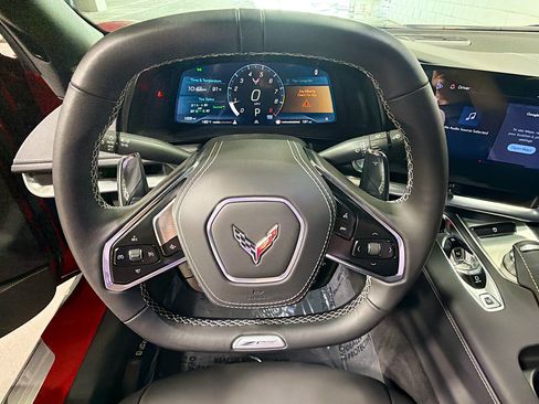 Used 2025 Chevrolet Corvette Z06 RWD image 35