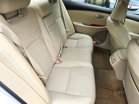 Used 2011 Lexus ES 350 FWD image 25