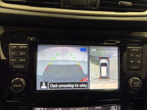Used 2016 Nissan Rogue SV AWD/4WD image 17