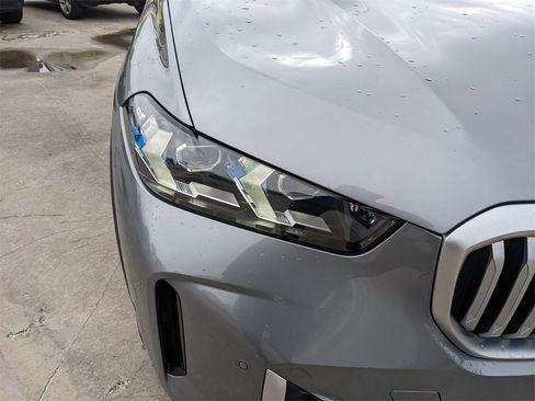 Used 2024 BMW X5 xDrive40i image 11