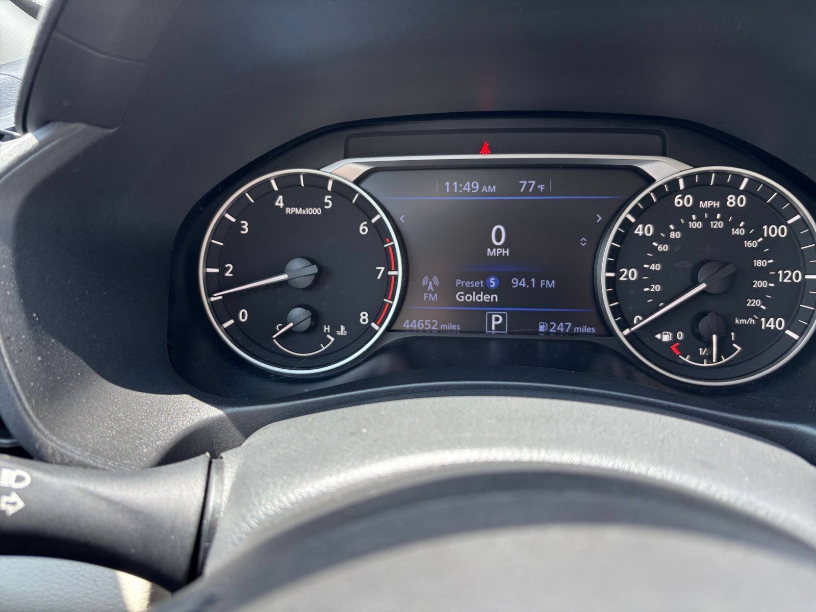 Used 2025 Nissan Altima 2.5 SV FWD image 39