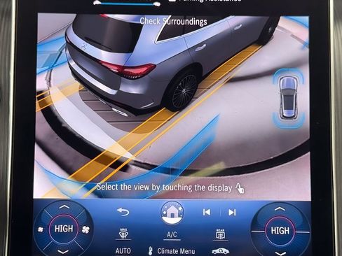 Used 2024 Mercedes-Benz GLC 300 GLC 300 w/ AMG Line image 21