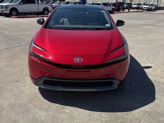 Used 2024 Toyota Prius XLE video 1