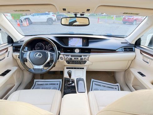 Used 2015 Lexus ES 350 w/ Luxury Package FWD image 27