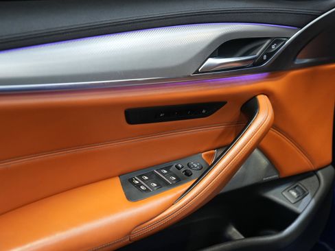 Used 2019 BMW M5 w/ Executive Package image 22