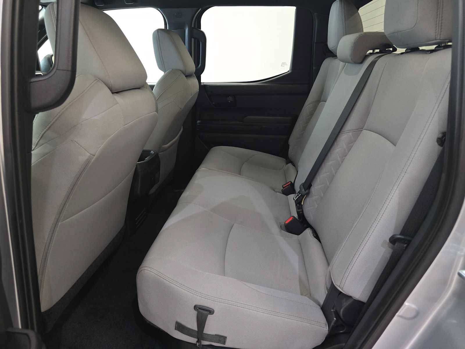 Certified 2025 Toyota Tacoma SR5 AWD/4WD image 22