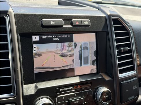 Used 2016 Ford F150 Limited RWD image 59