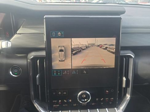 New 2026 GMC Acadia AT4 w/ Luxury Package AWD/4WD image 23