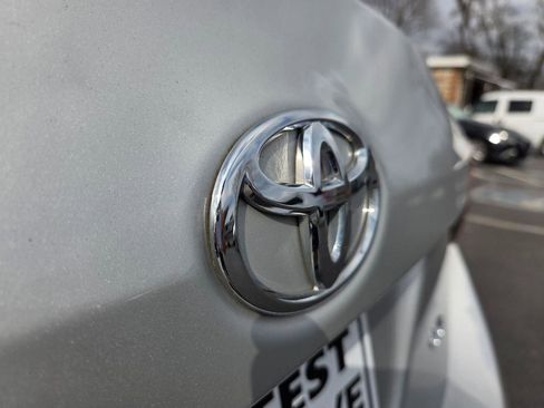 Used 2019 Toyota Corolla LE image 8