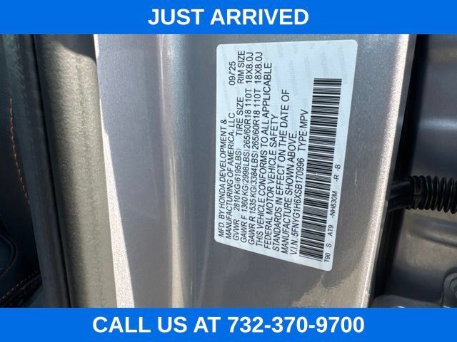 Used 2025 Honda Pilot TrailSport image 19