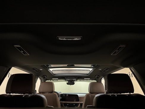 Used 2026 Chevrolet Suburban High Country image 23