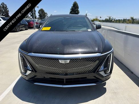 Certified 2024 Cadillac Lyriq Luxury RWD image 1